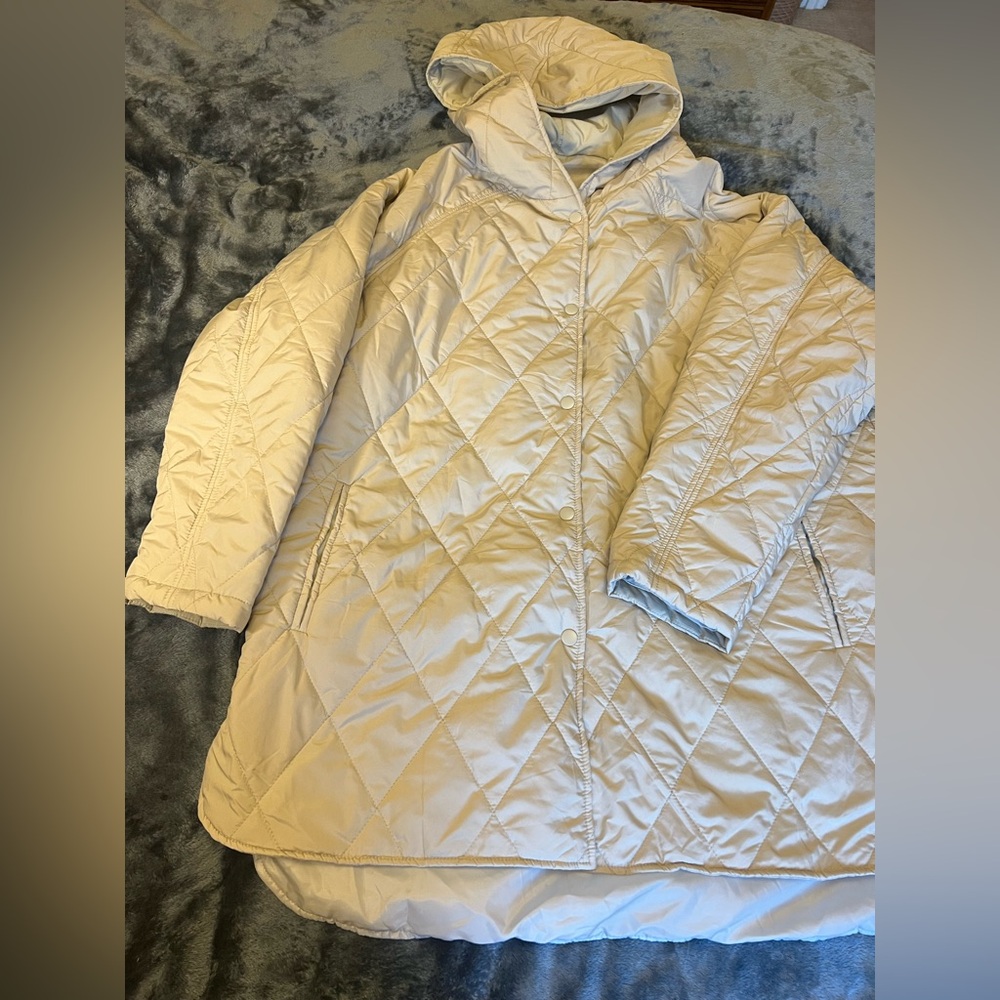 Oversized Quilted Tan Hooded Jacket - Picture 4 of 10
